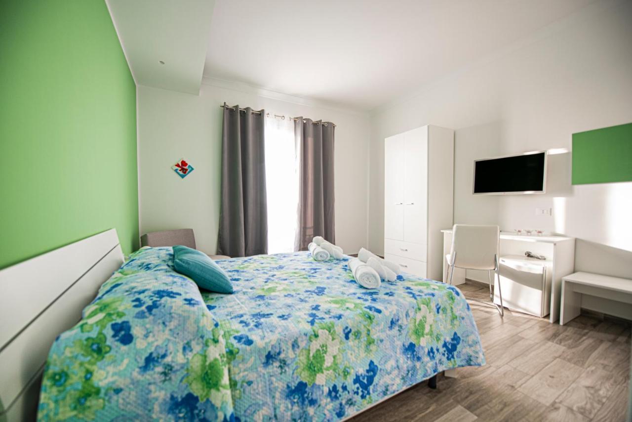 L' Arcobaleno B&B Castelluzzo Exterior photo