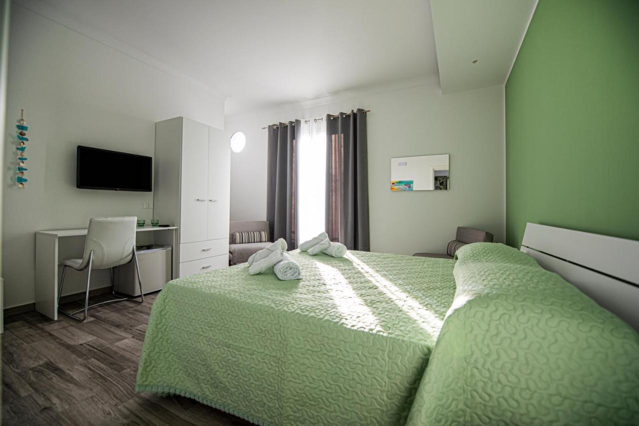 L' Arcobaleno B&B Castelluzzo Exterior photo